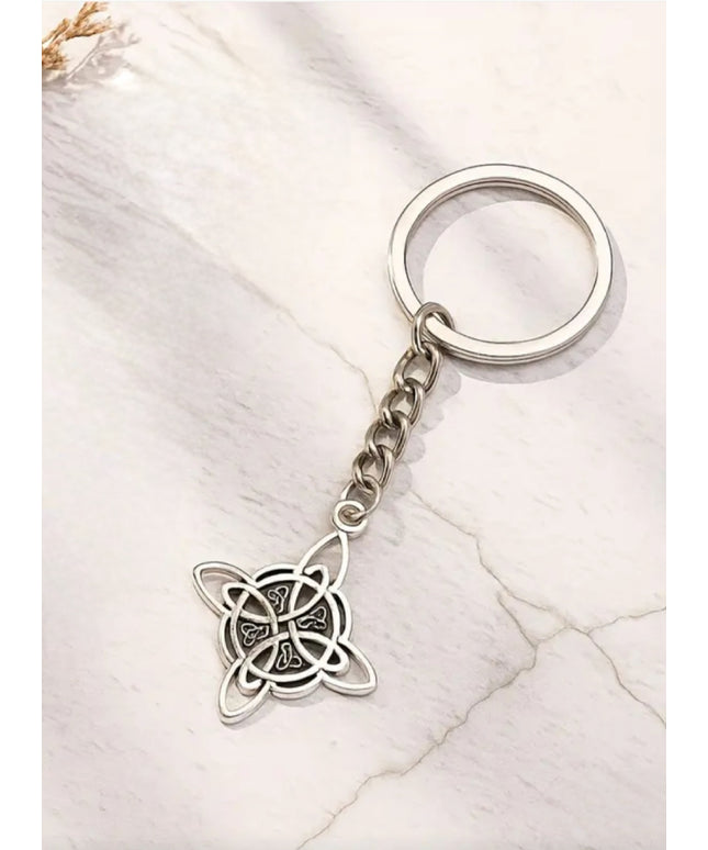 Celtic Knot Charm 3