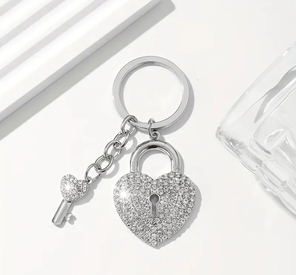Rhinestone Heart Lock And Key Charm (SLV)