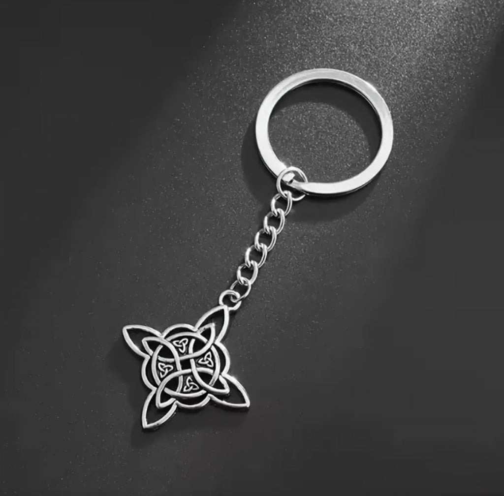 Celtic Knot Charm 3