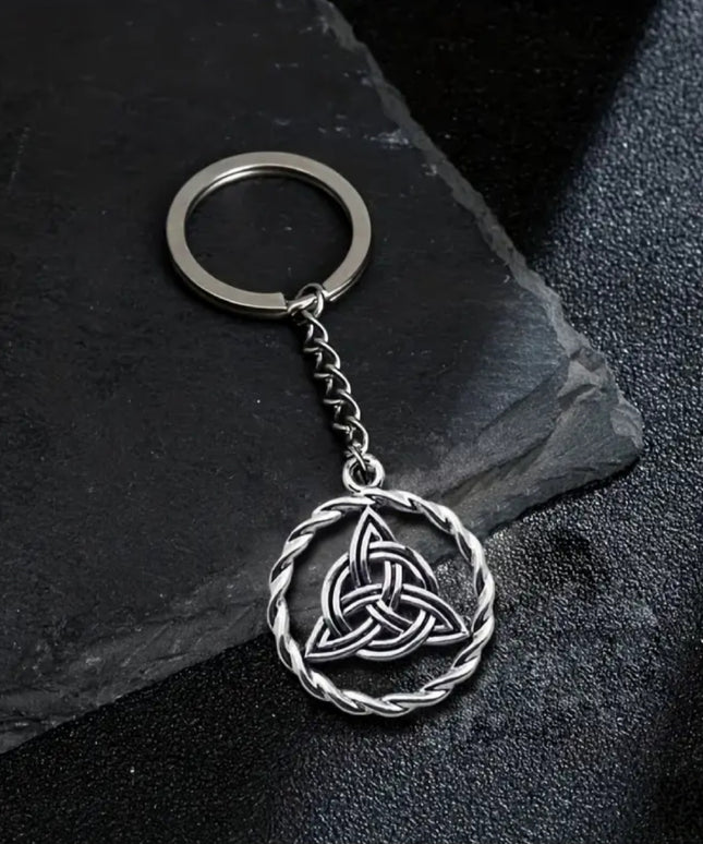 Celtic Knot Charm 2 (SLVR)
