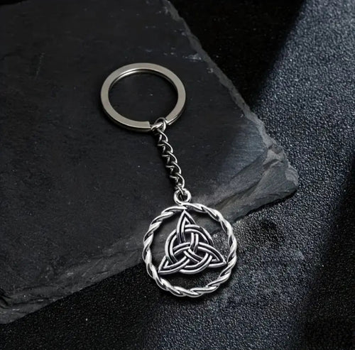 Celtic Knot Charm 2 (SLVR)