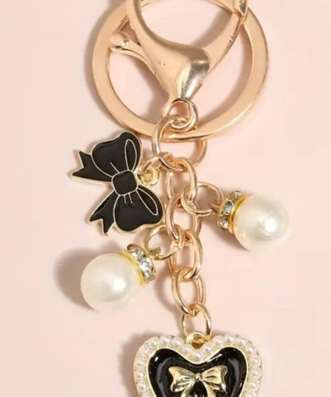 2 Pearl Black Heart Charm (Gld)