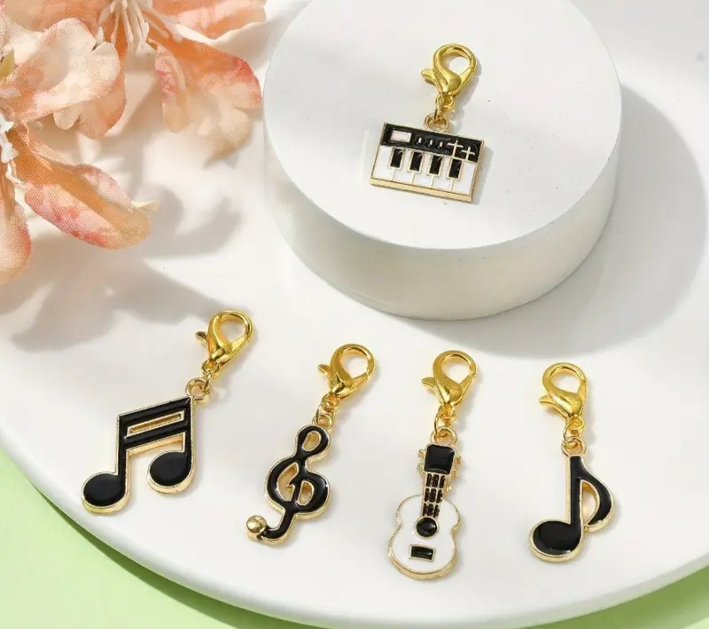 Musical Charm S (Gld)